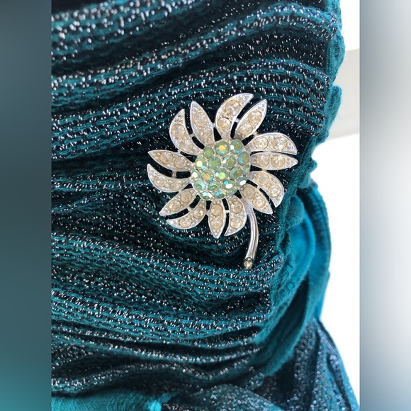 🎉❤️Vintage Sarah Coventry Silver Tone Flower Brooch - Picture 8 of 8